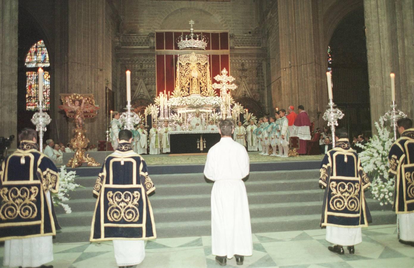 La coronación de la Virgen de la Estrella