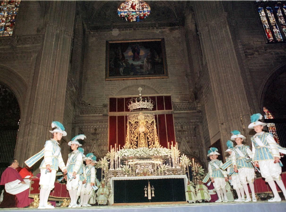 La coronación de la Virgen de la Estrella