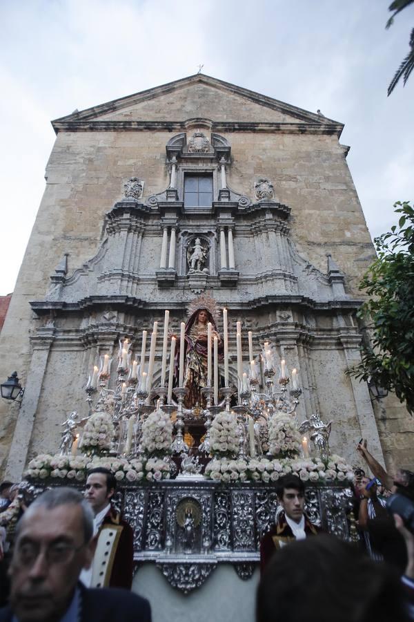 La procesión de Nuestra Señora del Amparo por Córdoba, en imágenes