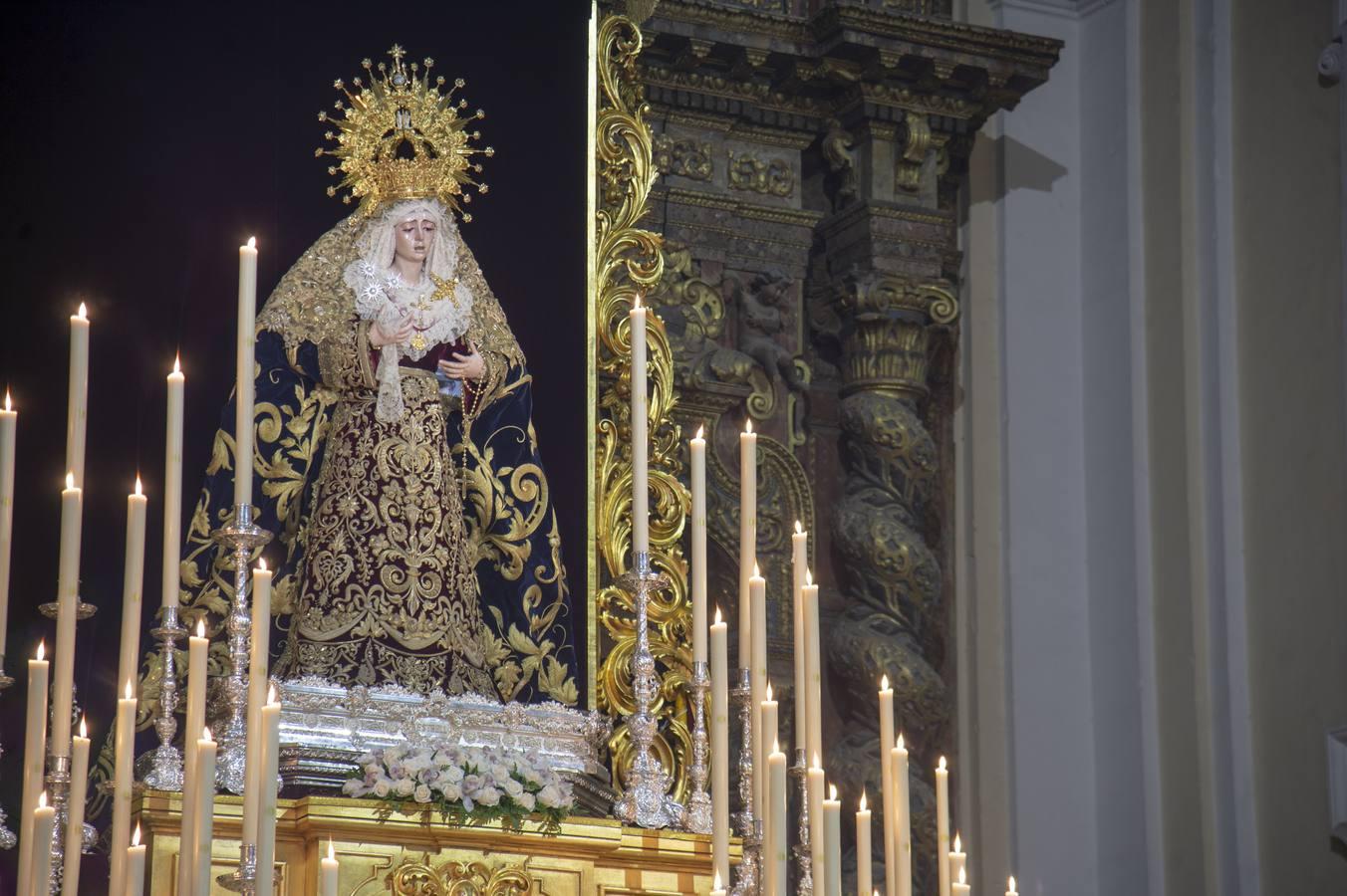 Altar del veinte aniversario de la coronacióin de la Estrella