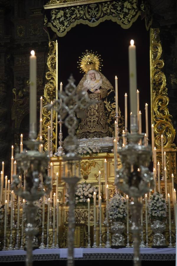 Altar del veinte aniversario de la coronacióin de la Estrella