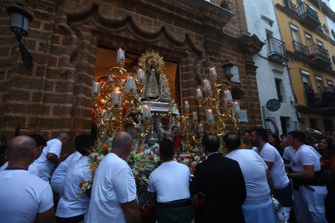 Procesión de la Virgen de la Palma Coronada