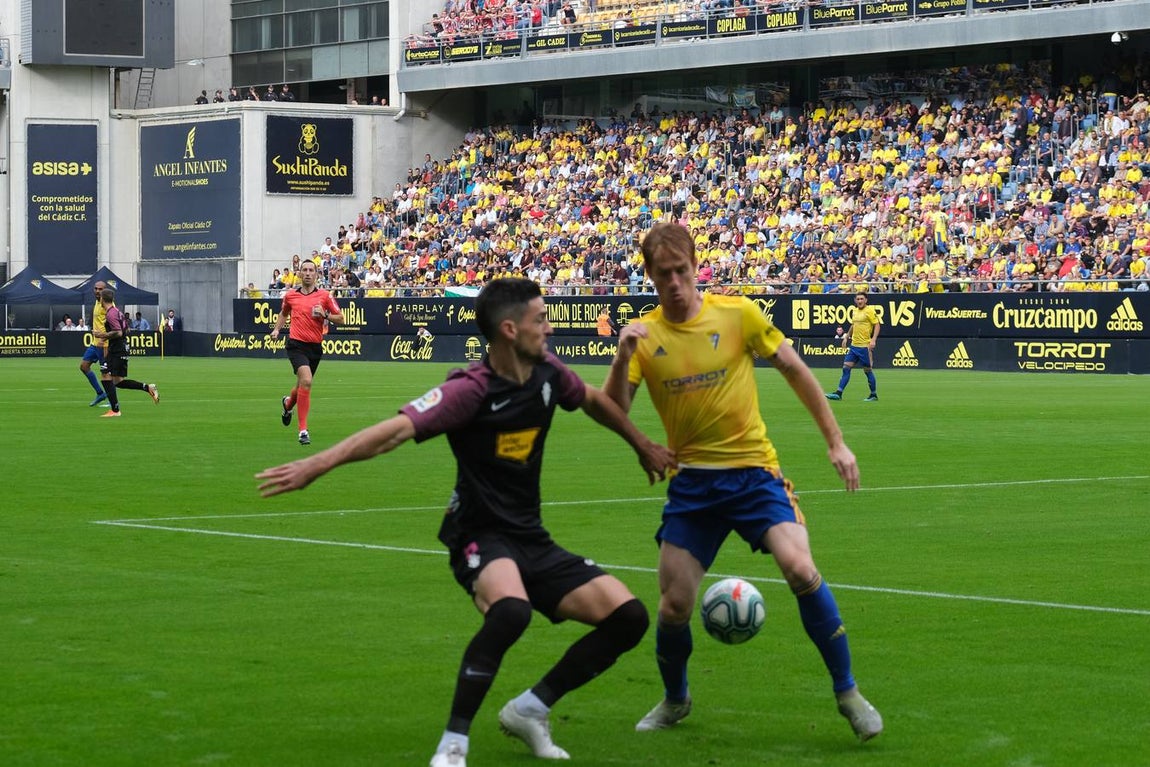Partido Cádiz-Sporting (3-1)