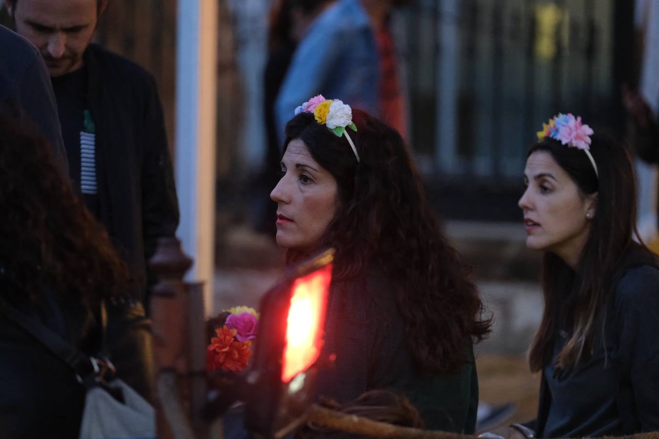 FOTOS: Fiesta mexicana por el Día de los Muertos en el Parque del Genovés de Cádiz