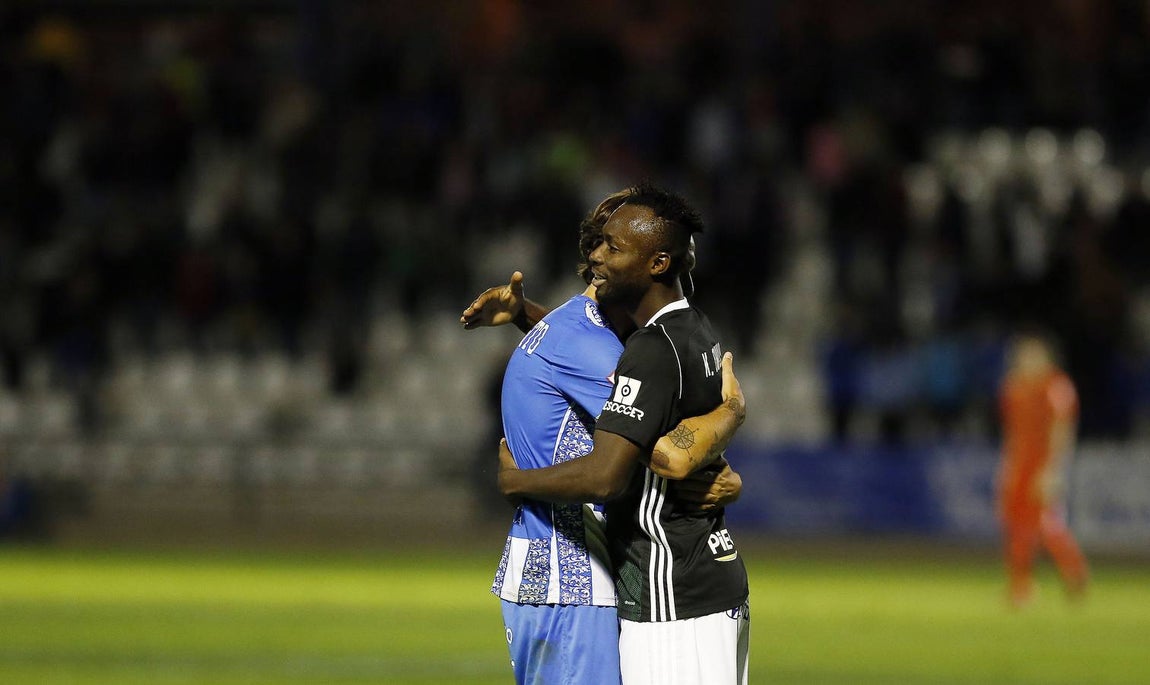 La afición desplazada y las jugadas del Talavera-Córdoba CF, en imágenes