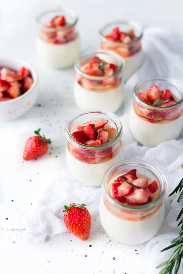 Yogur. El<a href="https://www.lavozdigital.es/bienestar/alimentacion/abci-yogur-201910091012_noticia.html" target="_blank"> yogur </a>es un alimento muy versátil y su capacidad saciante lo hace perfecto para incluir en el desayuno, tomar como postre o incluso entre horas.