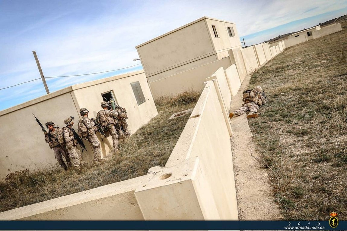 Infantes de Marina gaditanos se adiestran en el Mediterráneo y Balearex