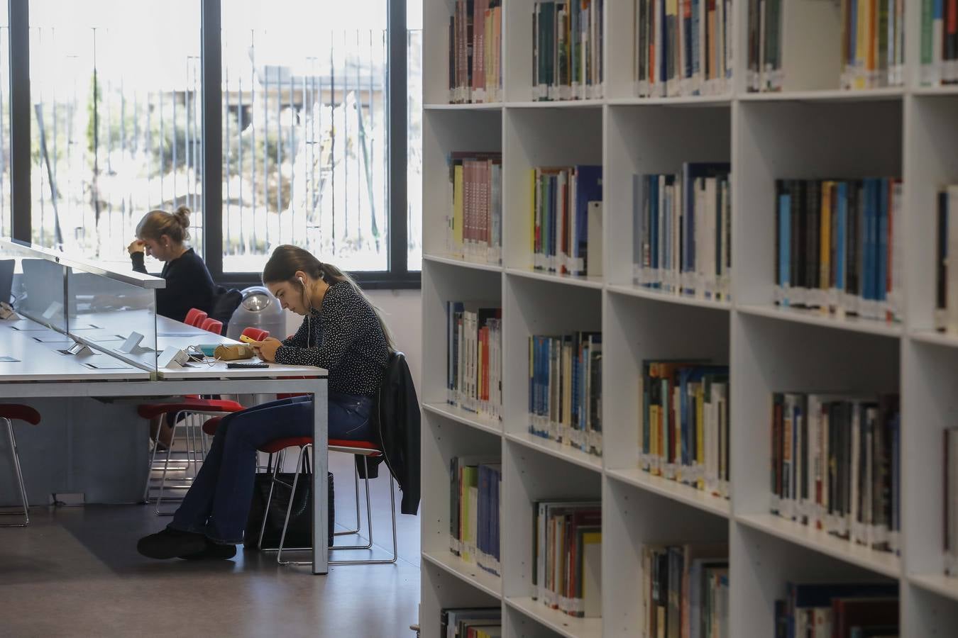 El nuevo campus de la Universidad de Loyola Andalucía, en imágenes