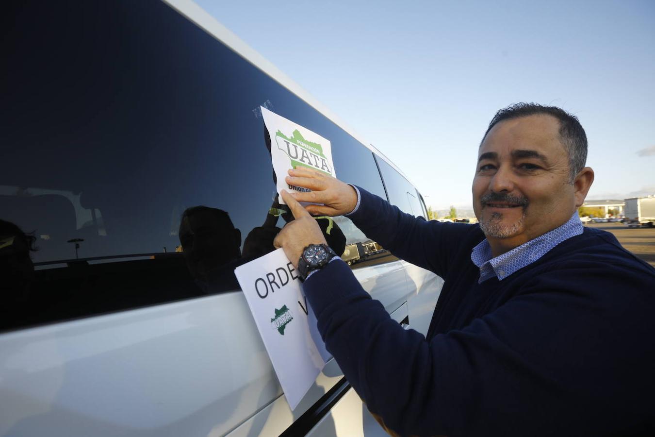 La protesta de los taxistas en Córdoba, en imágenes