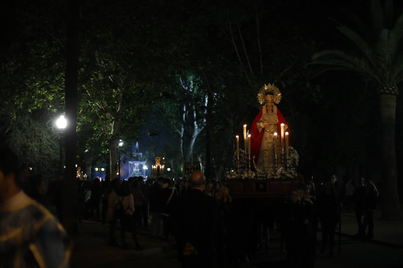 La procesión de las Vírgenes de Martínez Cerrillo en Córdoba, en imágenes