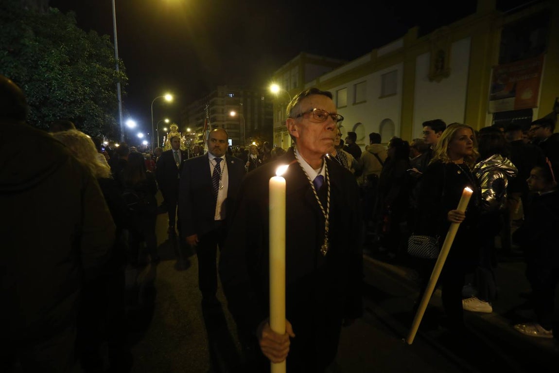 La procesión de las Vírgenes de Martínez Cerrillo en Córdoba, en imágenes