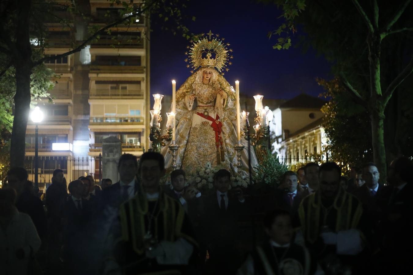 La procesión de las Vírgenes de Martínez Cerrillo en Córdoba, en imágenes