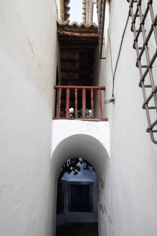 En imágenes, un paseo por la calleja de La Hoguera de Córdoba