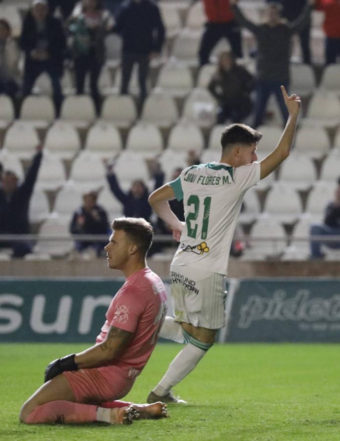 El partido del Córdoba CF, en imágenes