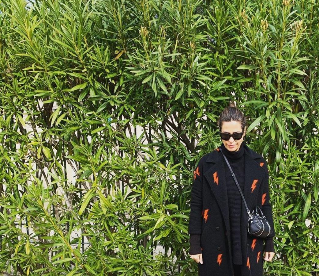 Nuria Roca. «No, no estoy contenta... no me gusta tener que volver a votar hoy... lo hago sin ganas y sin ilusión... deseando que me la devuelvan... pero sobre todo lo hago! HAY QUE VOTAR!!! ABRÍGUENSE Y VOTEN!!!», pide a través de su cuenta de Instagram.