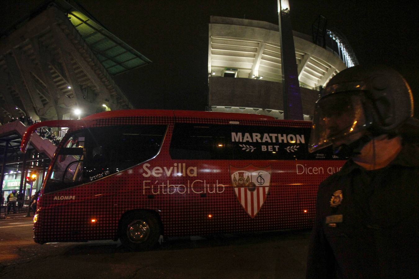 En imágenes, ambiente previo al derbi Real Betis - Sevilla FC