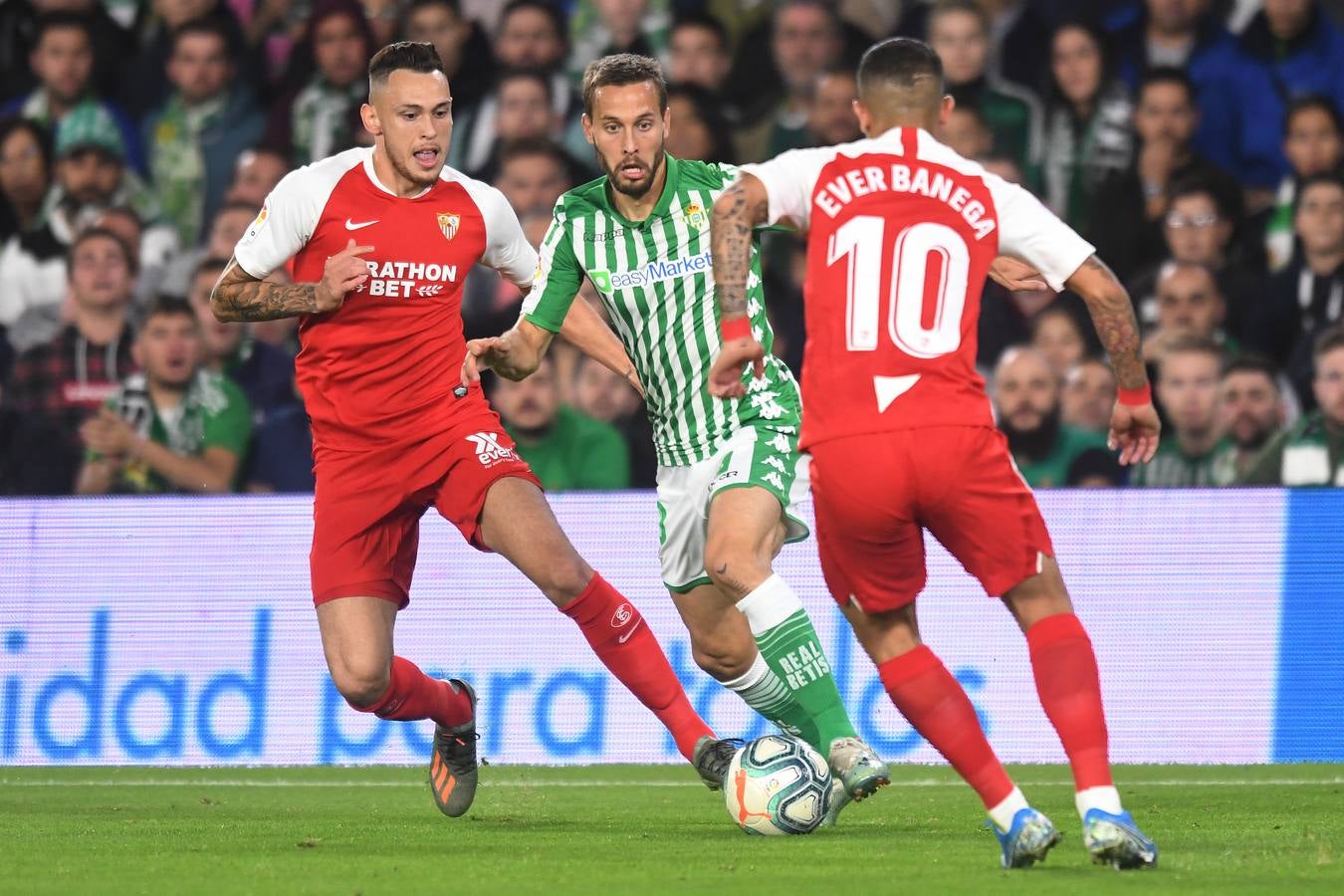 En imágenes, la victoria del Sevilla FC en el Benito Villamarín