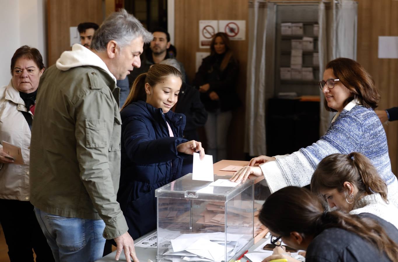 La jornada de las elecciones generales en Córdoba, en imágenes