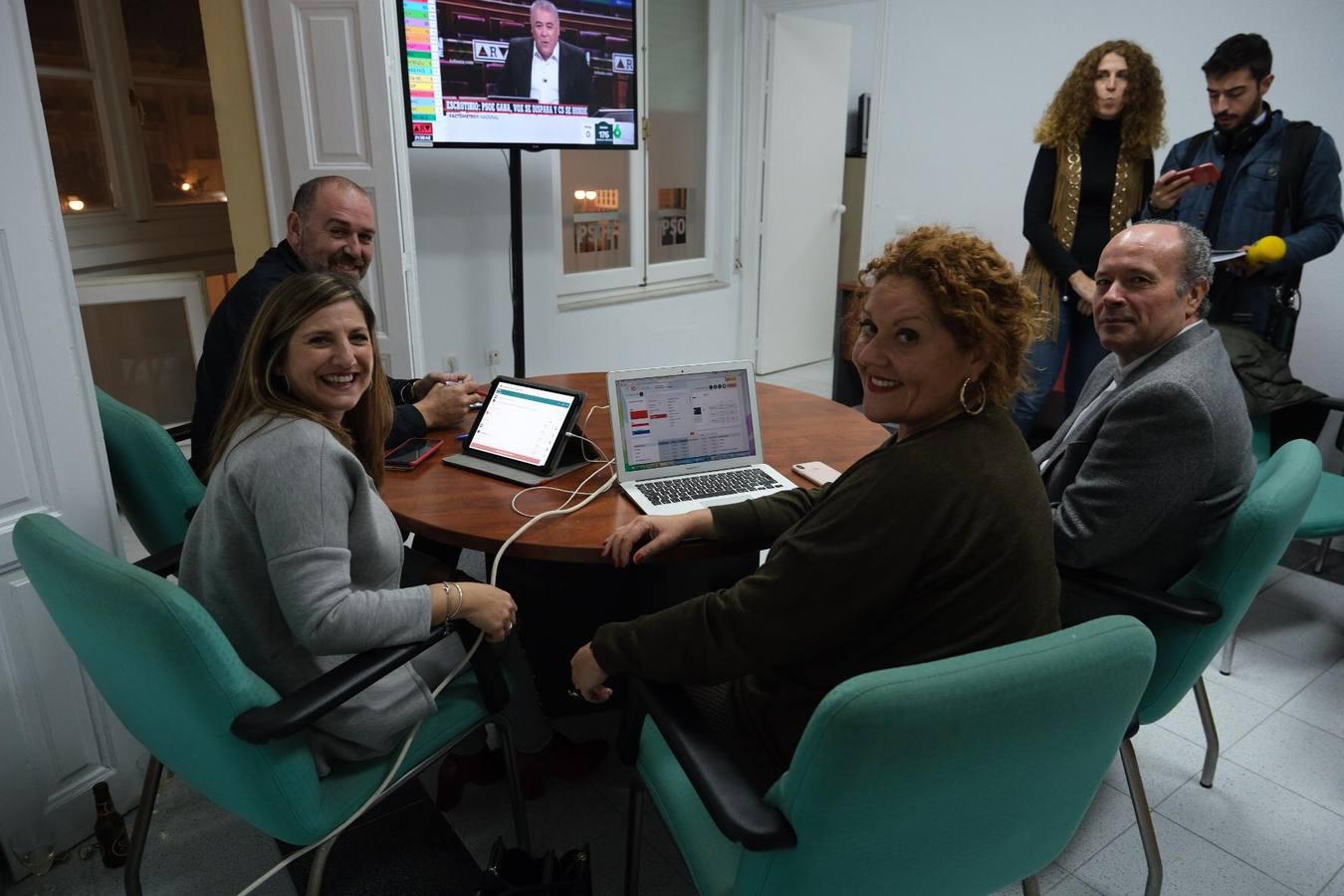 FOTOS: Así viven los partidos los resultado de las elecciones del 10N