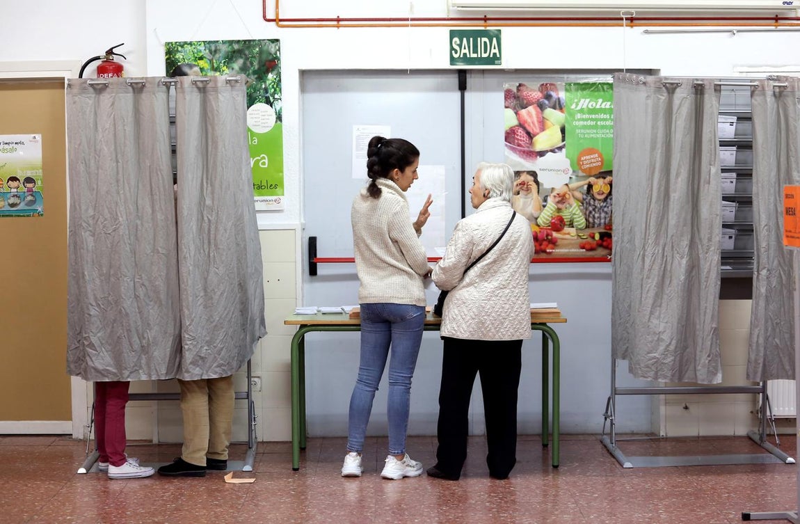 La jornada electoral en Toledo, en imágenes