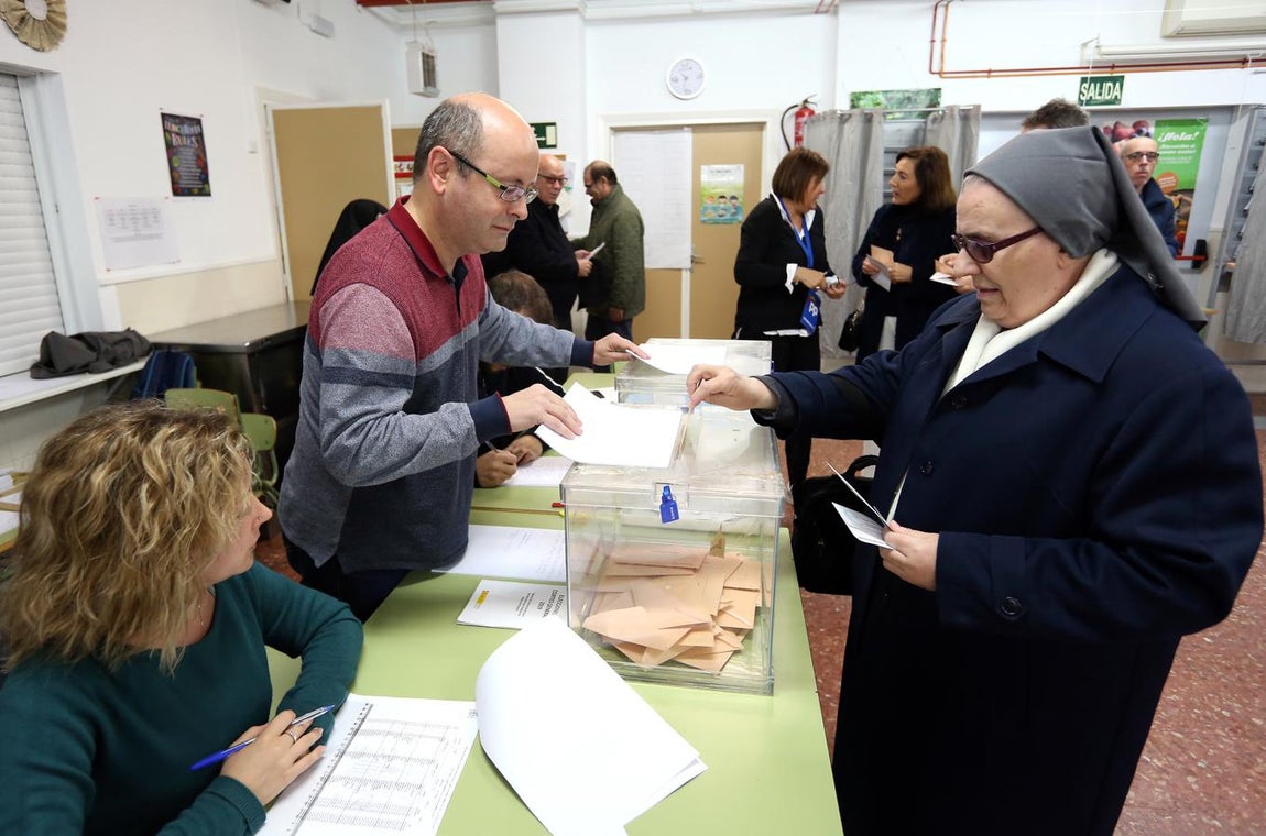 La jornada electoral en Toledo, en imágenes