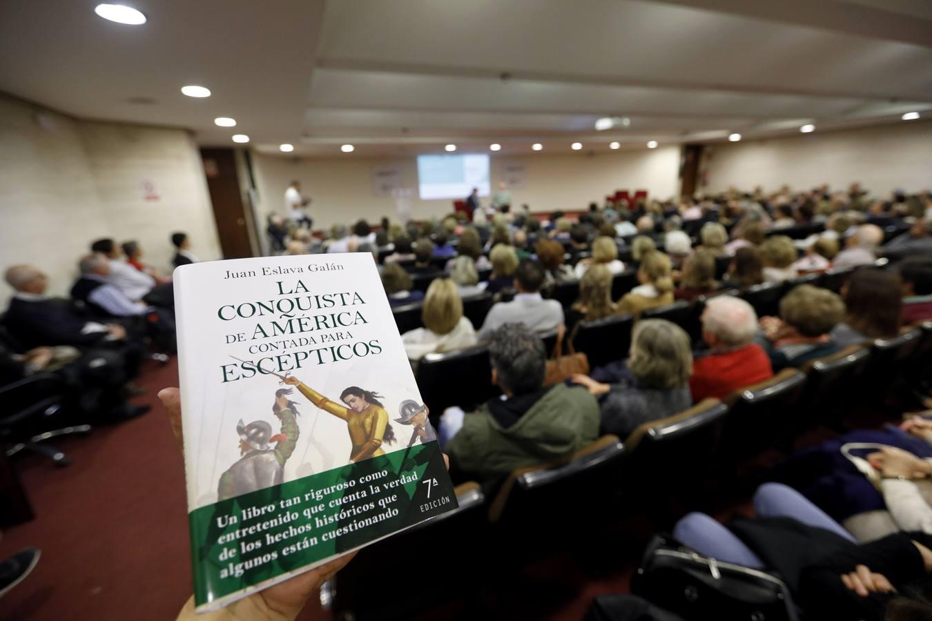 Eslava Galán en el Foro Cultural ABC, en imágenes