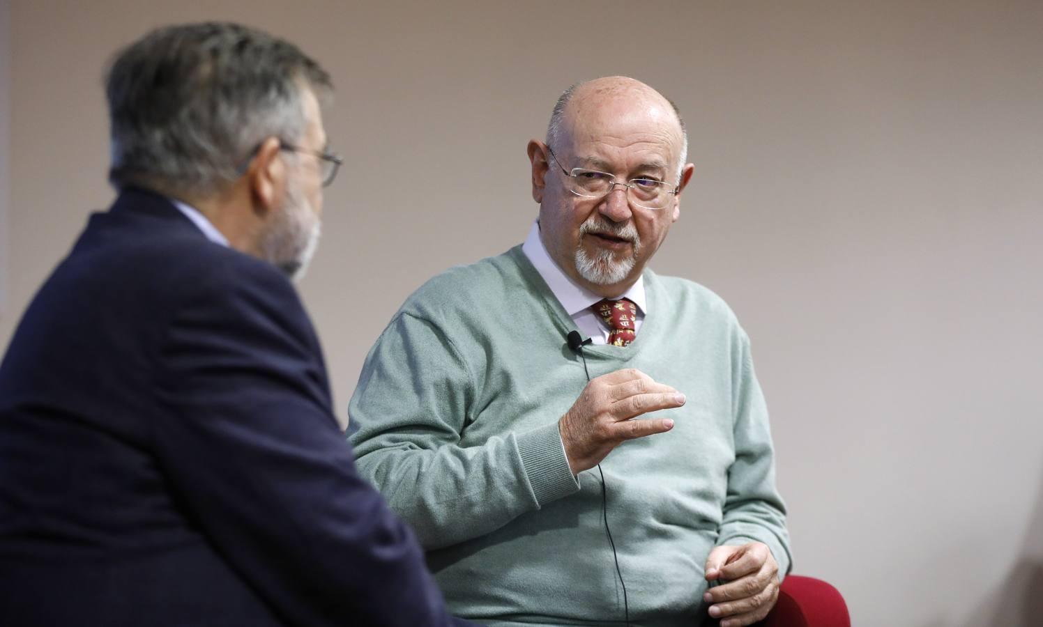 Eslava Galán en el Foro Cultural ABC, en imágenes