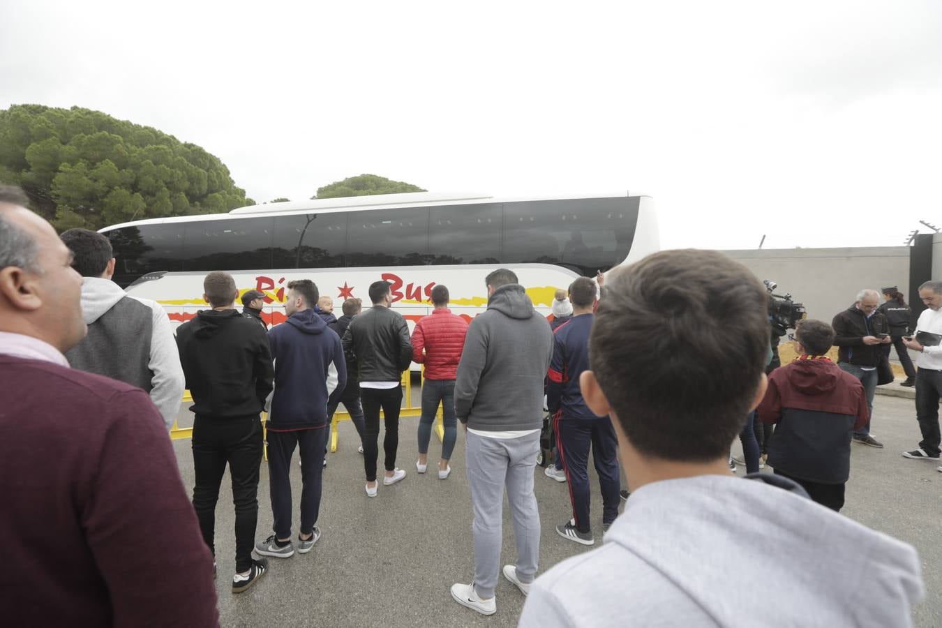 FOTOS: la llegada de la selección española al aeropuerto de Jerez