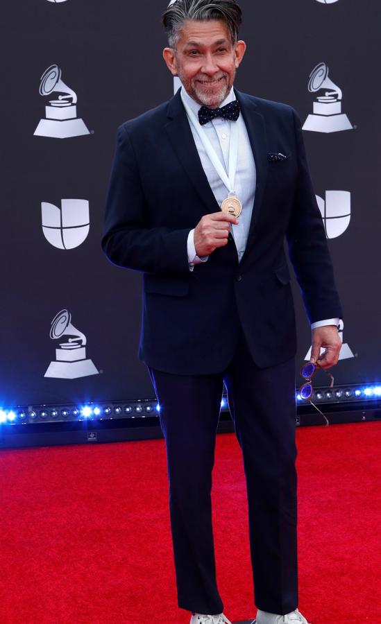 La alfombra roja de los Grammy Latinos, en imágenes