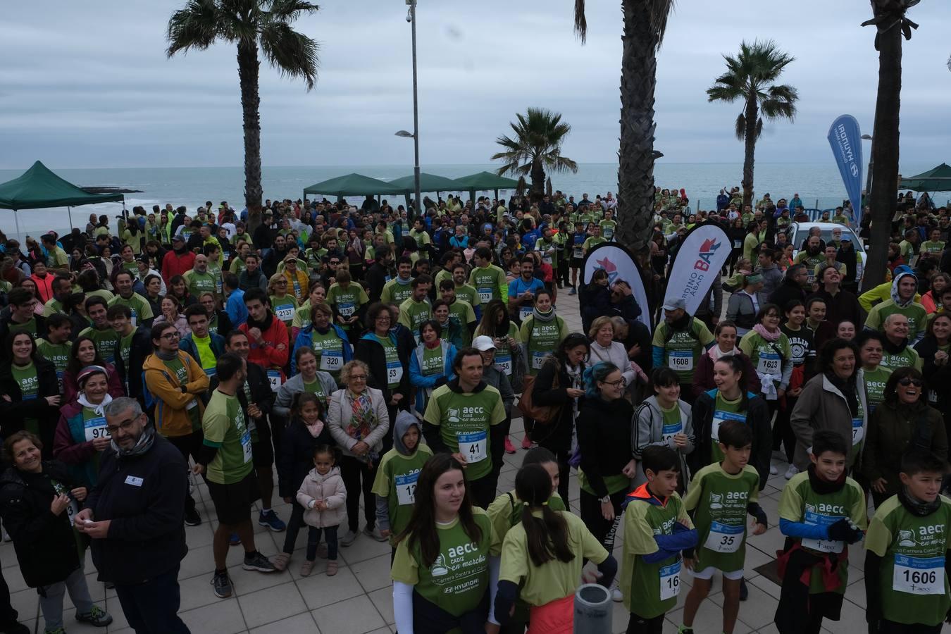 Fotos: Marcha verde contra el cáncer en Cádiz