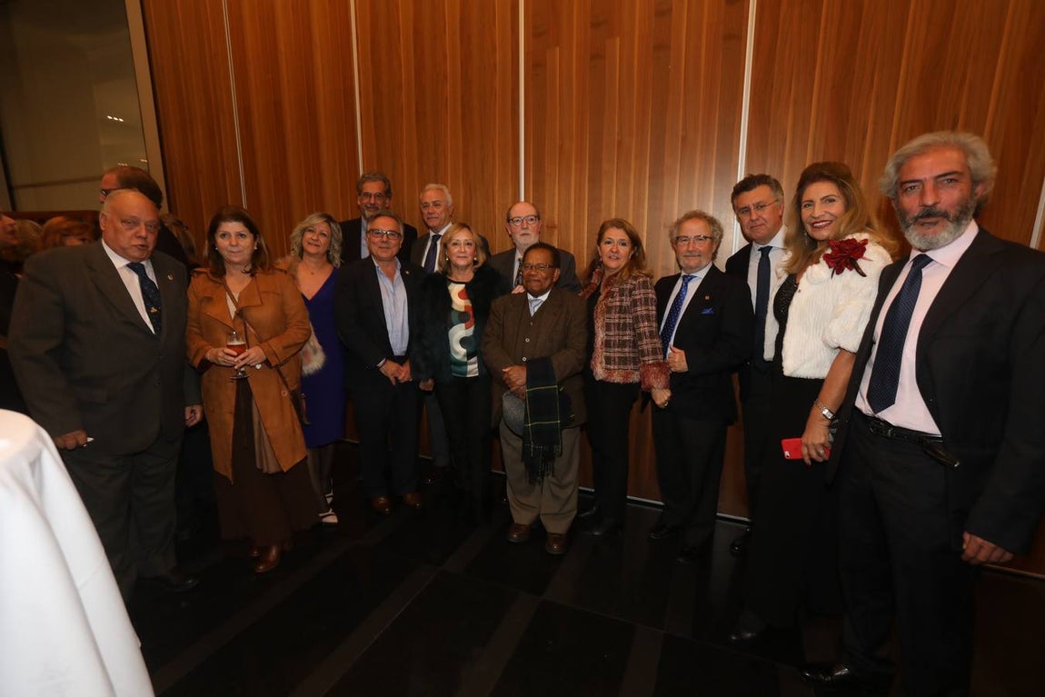 Guillermo Boto, Mª José Madurga, Mª José Abellán, José Almenara, Antonio Ares, Manuel Jiménez, Beatriz Sainz, Ignacio Moreno, Fernando De Souza, José Mª Esteban, Javier Rodríguez, Montserrat Rivas, Josefa Díaz y Pepe Reyes. 