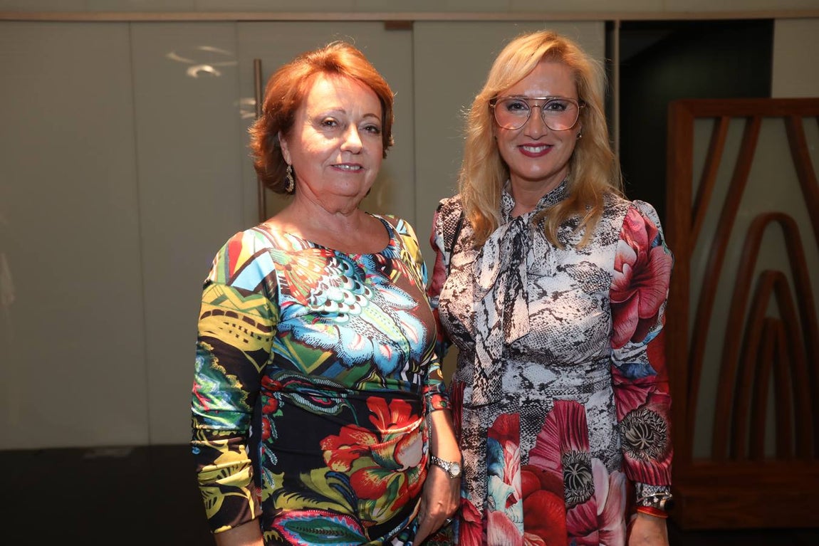 Lola Salido y Mercedes Ravina. 