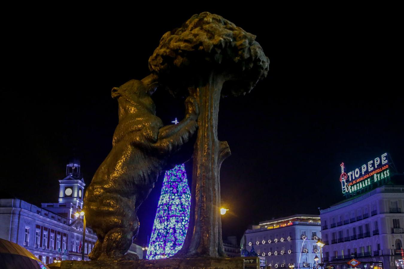 9. La Puerta del Sol tras el encendido de las luces de Navidad