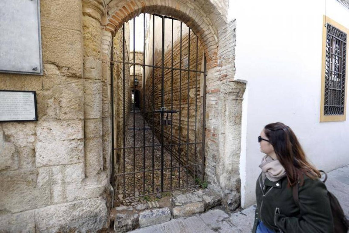La calle Cabezas de Córdoba, en imágenes