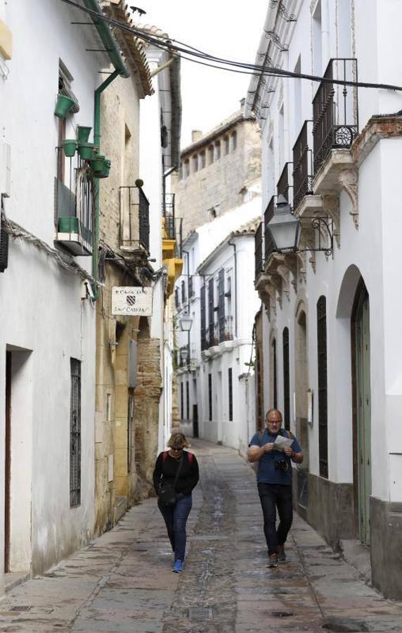 La calle Cabezas de Córdoba, en imágenes