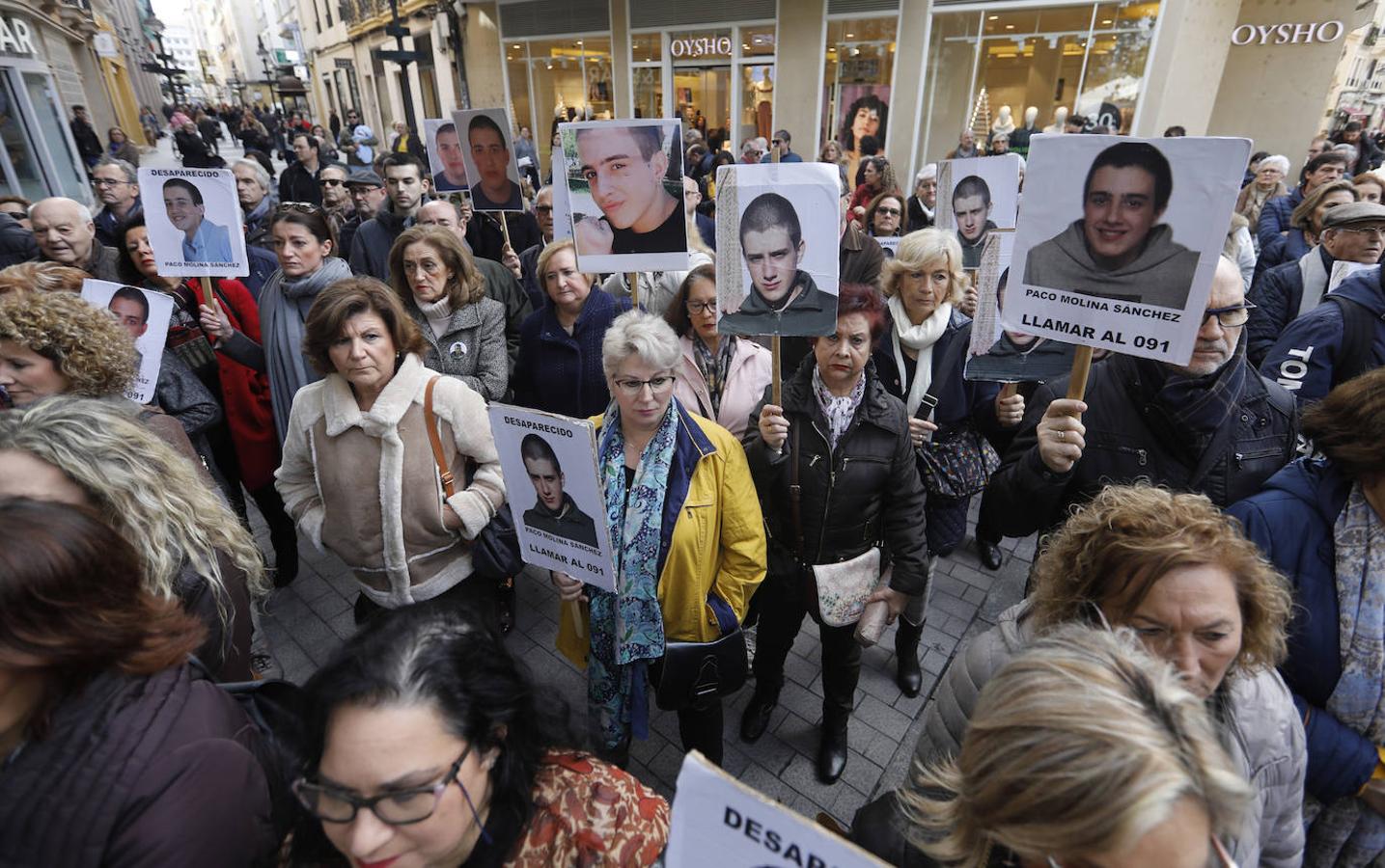 La concentración en Córdoba por el desaparecido Paco Molina, en imágenes