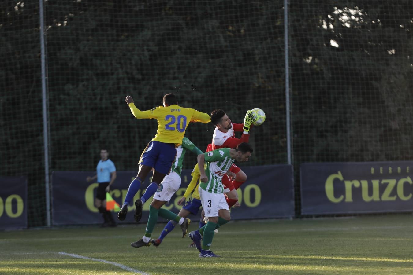 Partido Cádiz B-Sanluqueño (0-0)