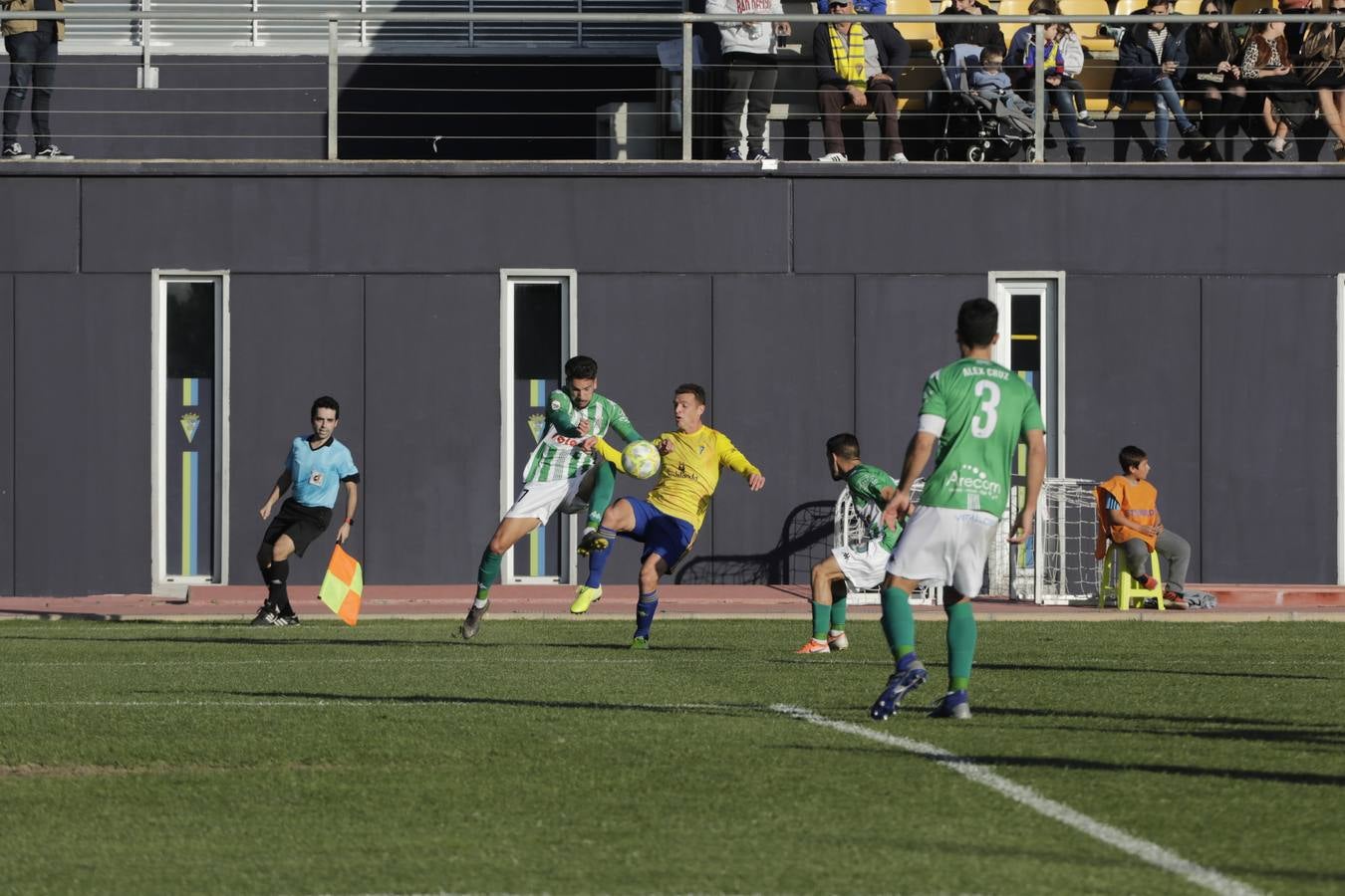 Partido Cádiz B-Sanluqueño (0-0)