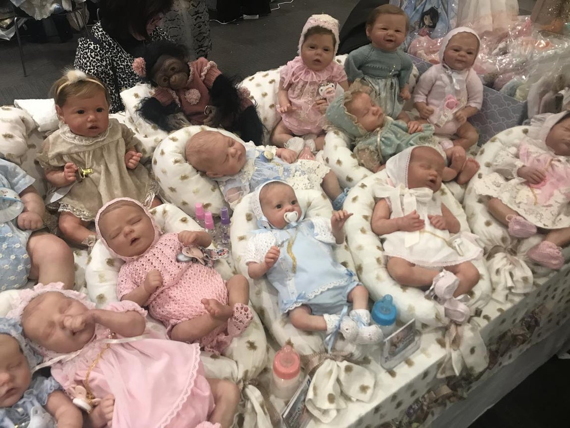La feria de bebés hiperrealistas en imágenes