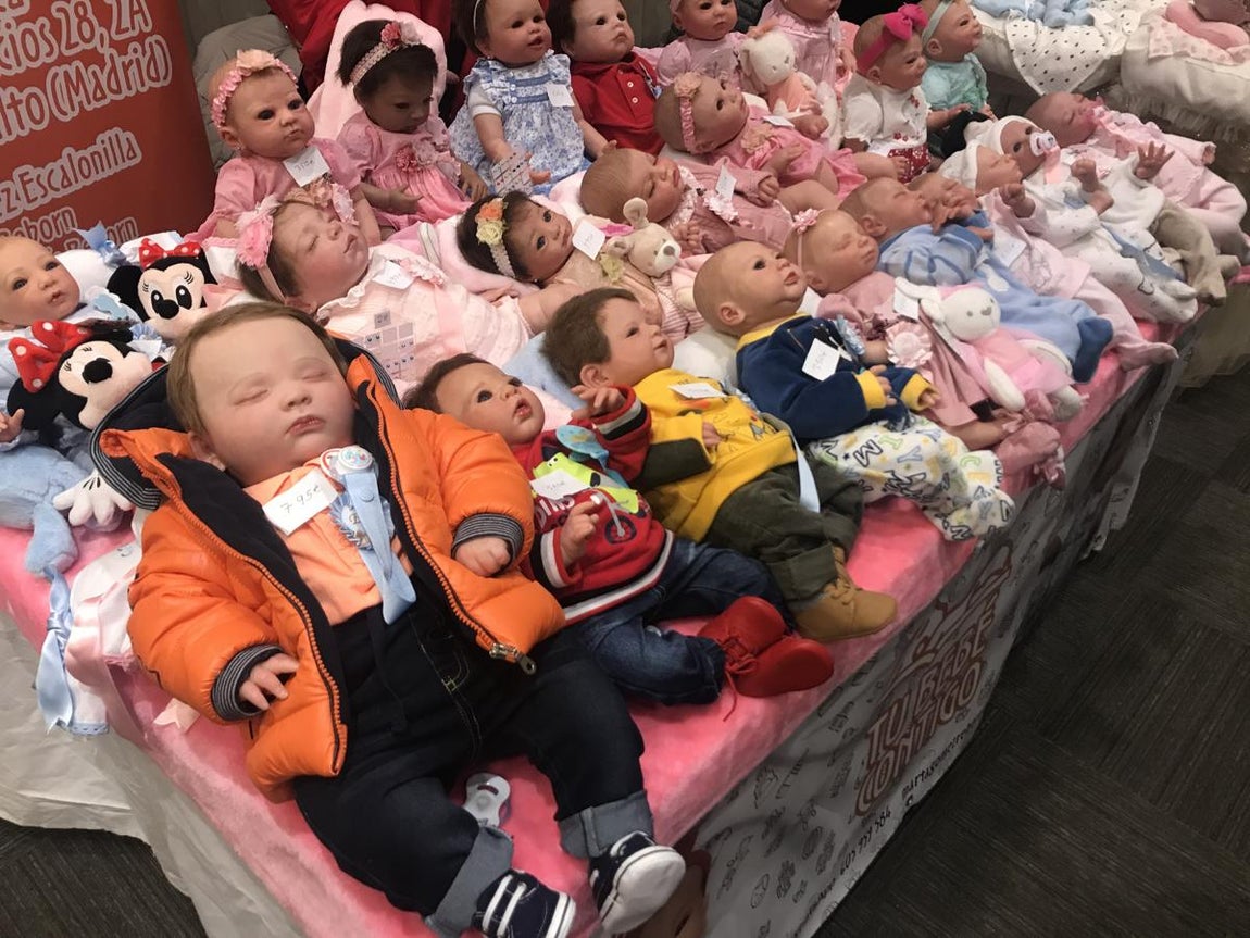 La feria de bebés hiperrealistas en imágenes