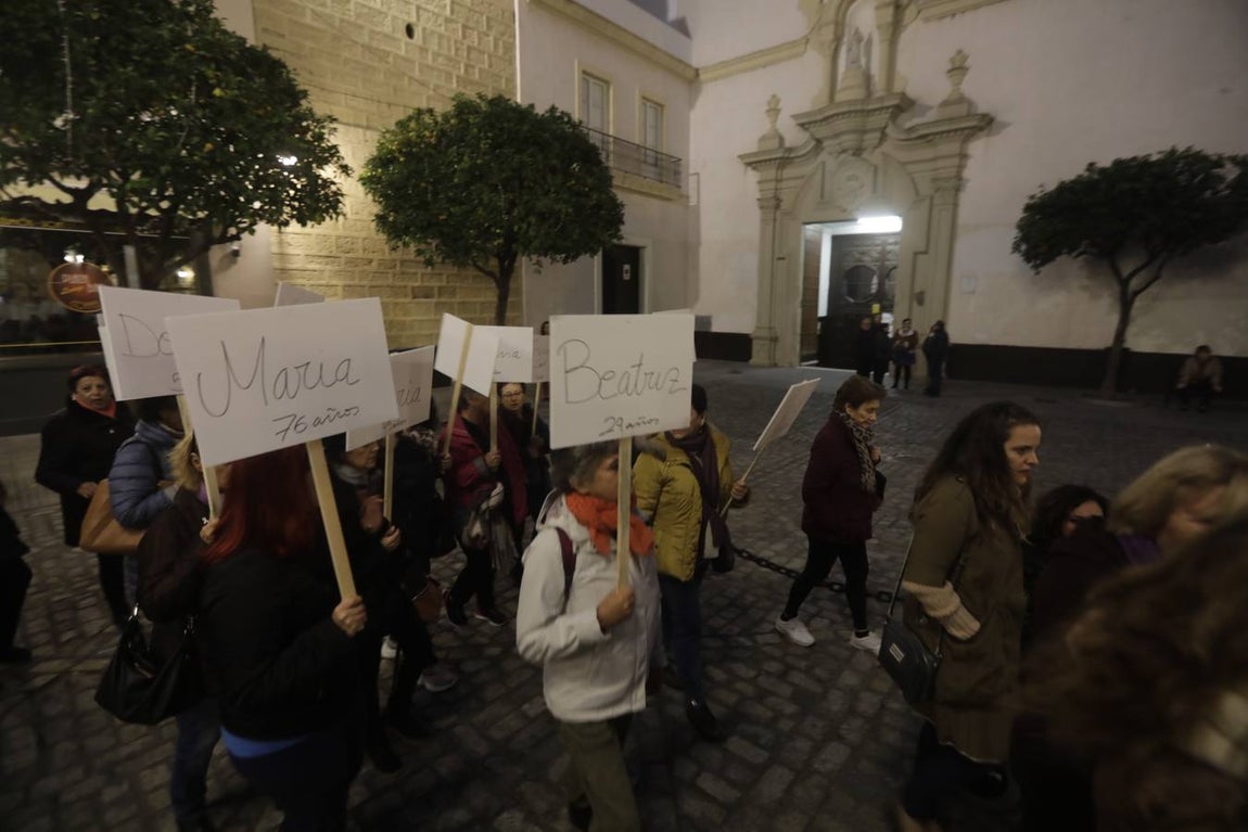 FOTOS: Cádiz contra la lacra de la violencia machista