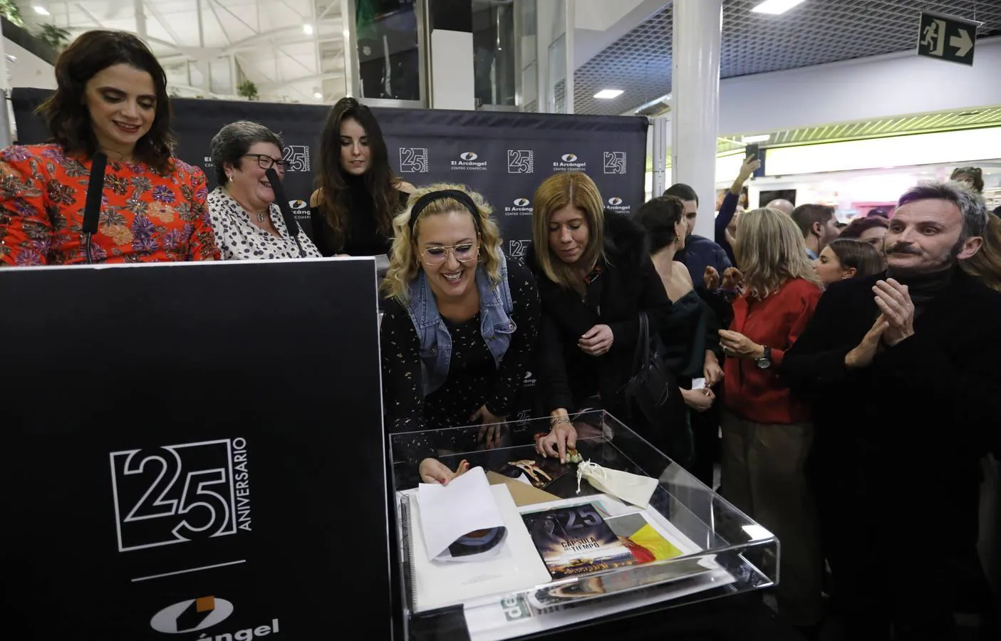 El 25 aniversario del centro comercial El Arcángel de Córdoba, en imágenes