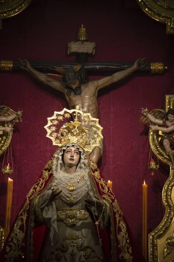 Traslado de Madre de Dios de la Palma al altar de cultos