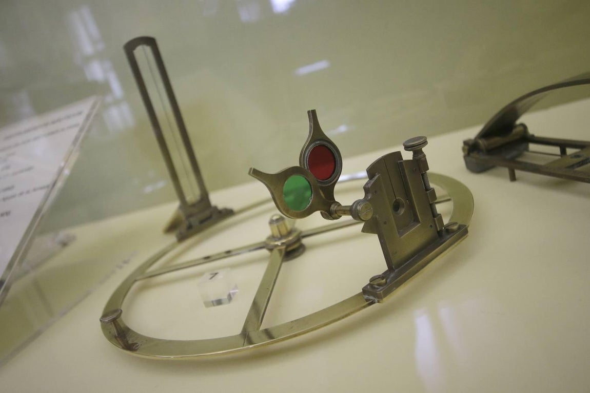 El poder naval español se muestra en la Torre del Oro