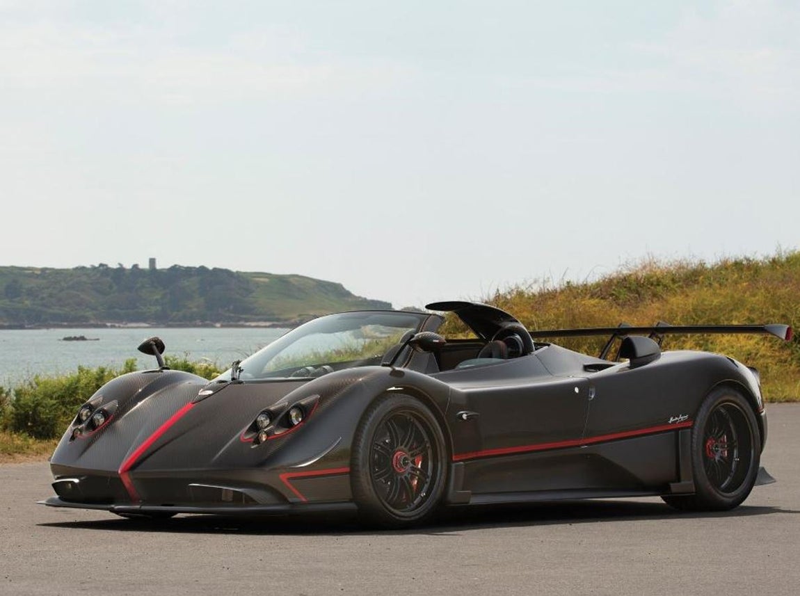 Pagani Zonda Aether de 2017. La historia de Horacio Pagani y su creación, el Zonda, es íntima. Nace de la obsesión del argentino con crear un superdeportivo sin igual en términos de rendimiento y diseño. Este empeño lo llevaría a emigrar de su ciudad natal, Casilda, a la ciudad italiana de Módena para abrir su fábrica homónima. Su talento se reconoce a nivel mundial y este año celebra su vigésimo aniversario