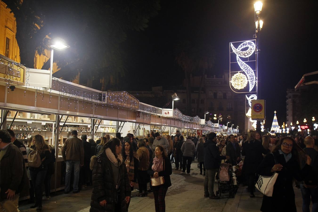 Fotogalería: Navidad, una fiesta permanente en las calles de Sevilla