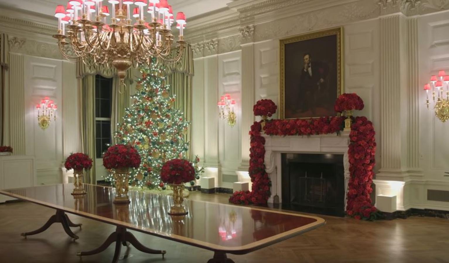 La imponente decoración navideña de Melania Trump en la Casa Blanca, en imágenes