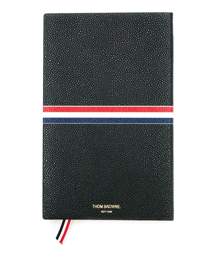 Cuaderno con solapas de piel (495€)