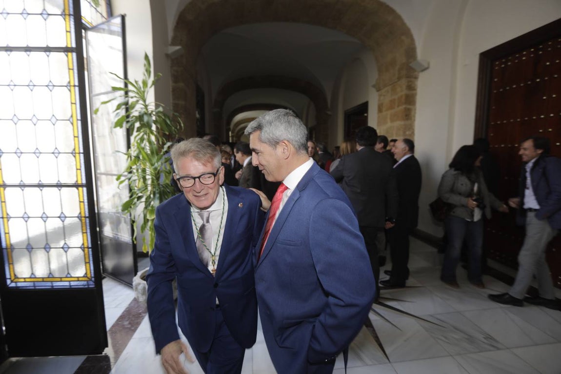 Inauguración de la primera biblioteca Pushkin en España