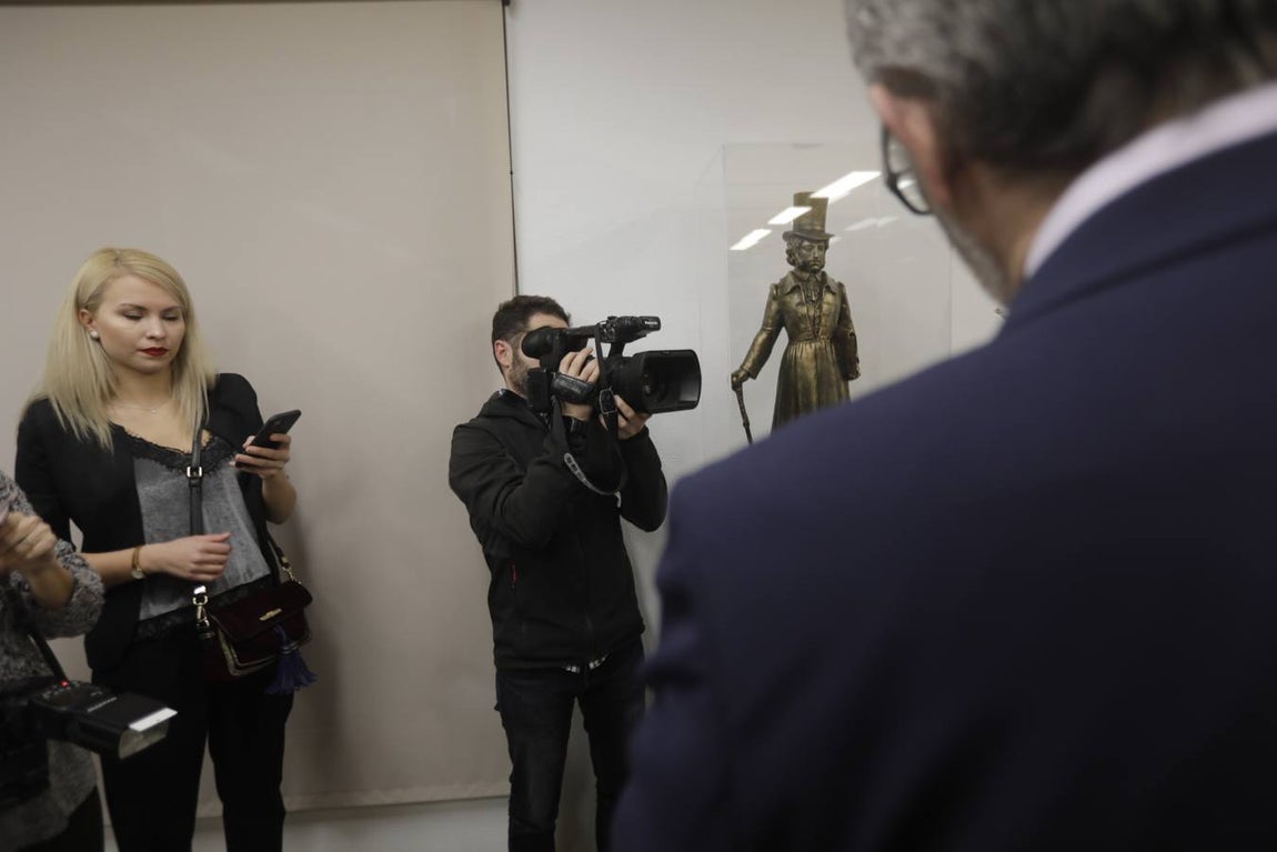 Inauguración de la primera biblioteca Pushkin en España